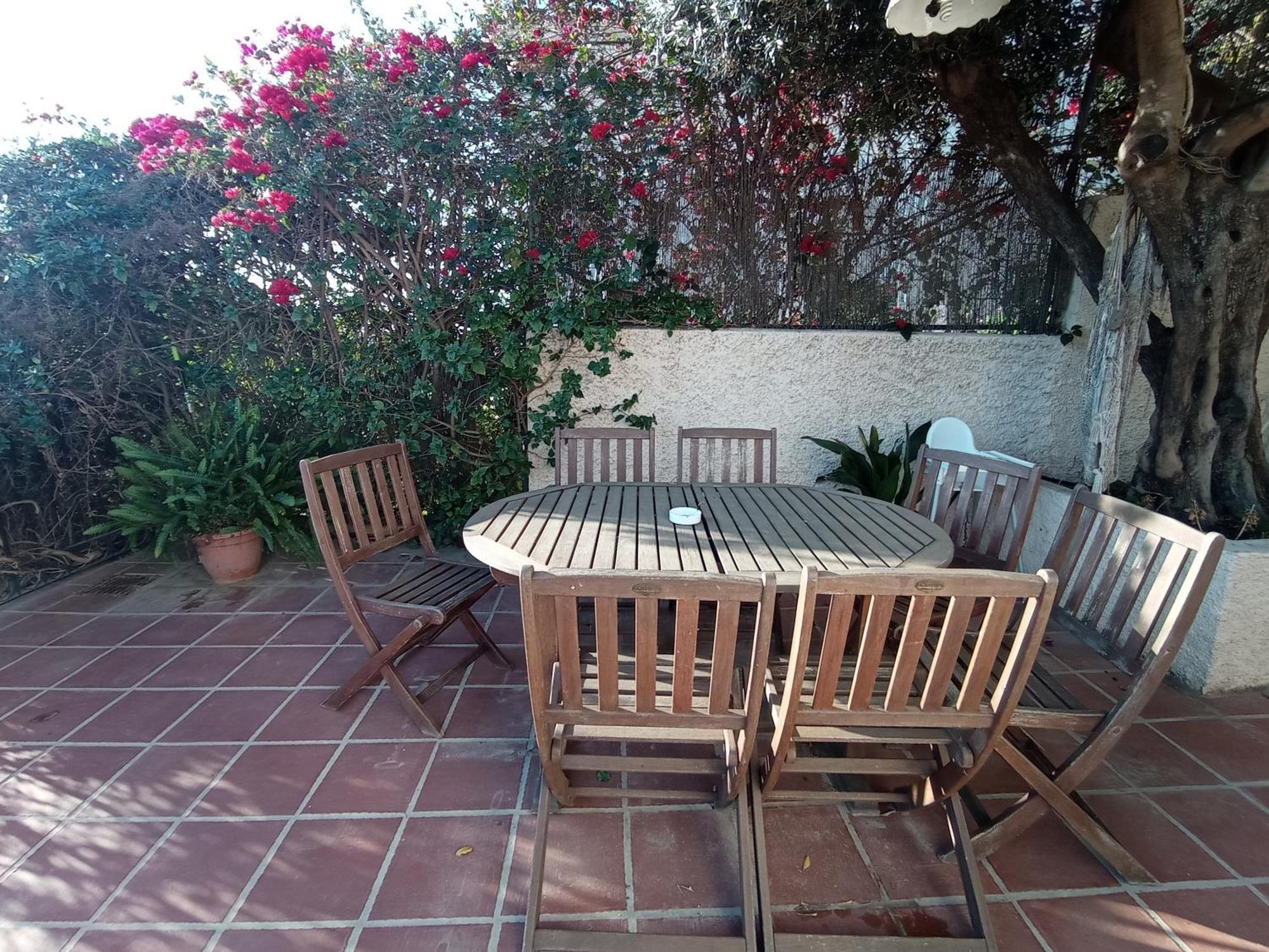 Apartamento En Villa Con Piscina มาลากา ภายนอก รูปภาพ