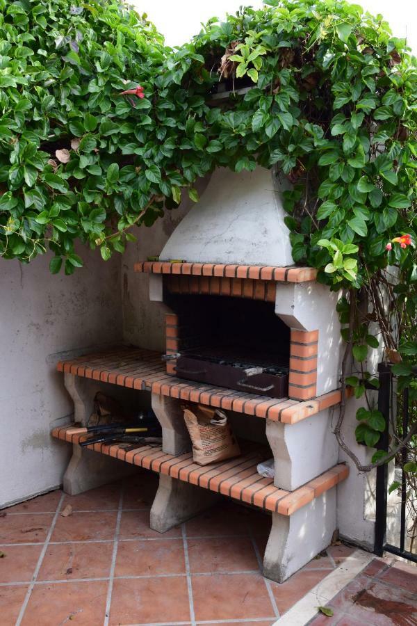 Apartamento En Villa Con Piscina มาลากา ภายนอก รูปภาพ