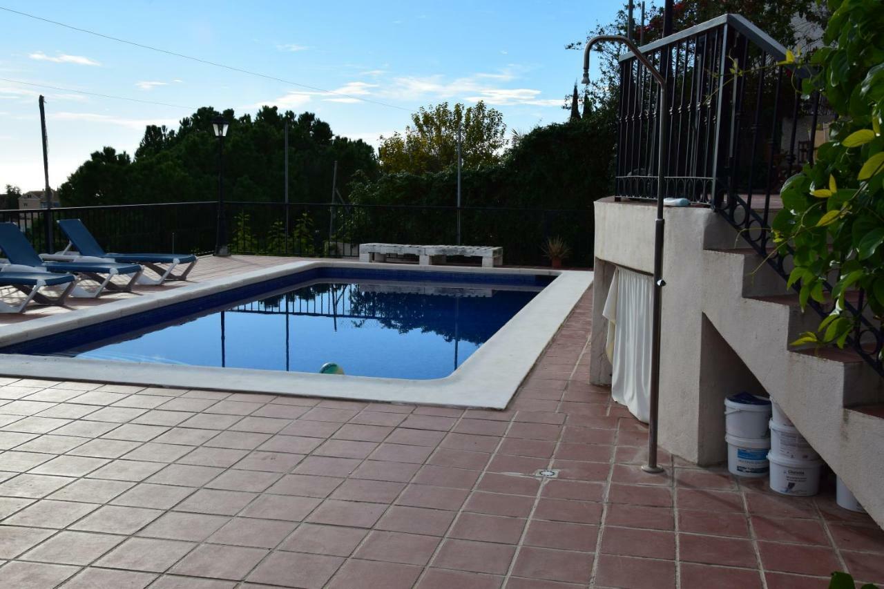 Apartamento En Villa Con Piscina มาลากา ภายนอก รูปภาพ