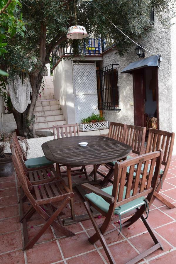 Apartamento En Villa Con Piscina มาลากา ภายนอก รูปภาพ